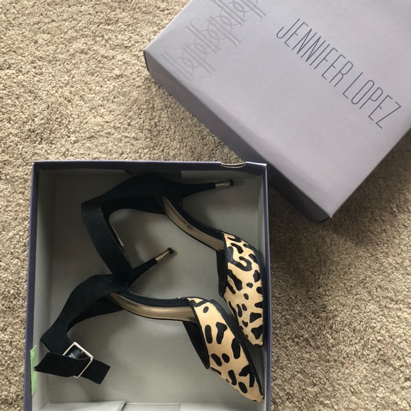 Leopard Heels π₯π₯ - Picture 6 of 6